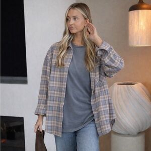 Uniqlo Plaid Flannel Button Down Shirt Oversized Brown Gray Cotton Relaxed Fit